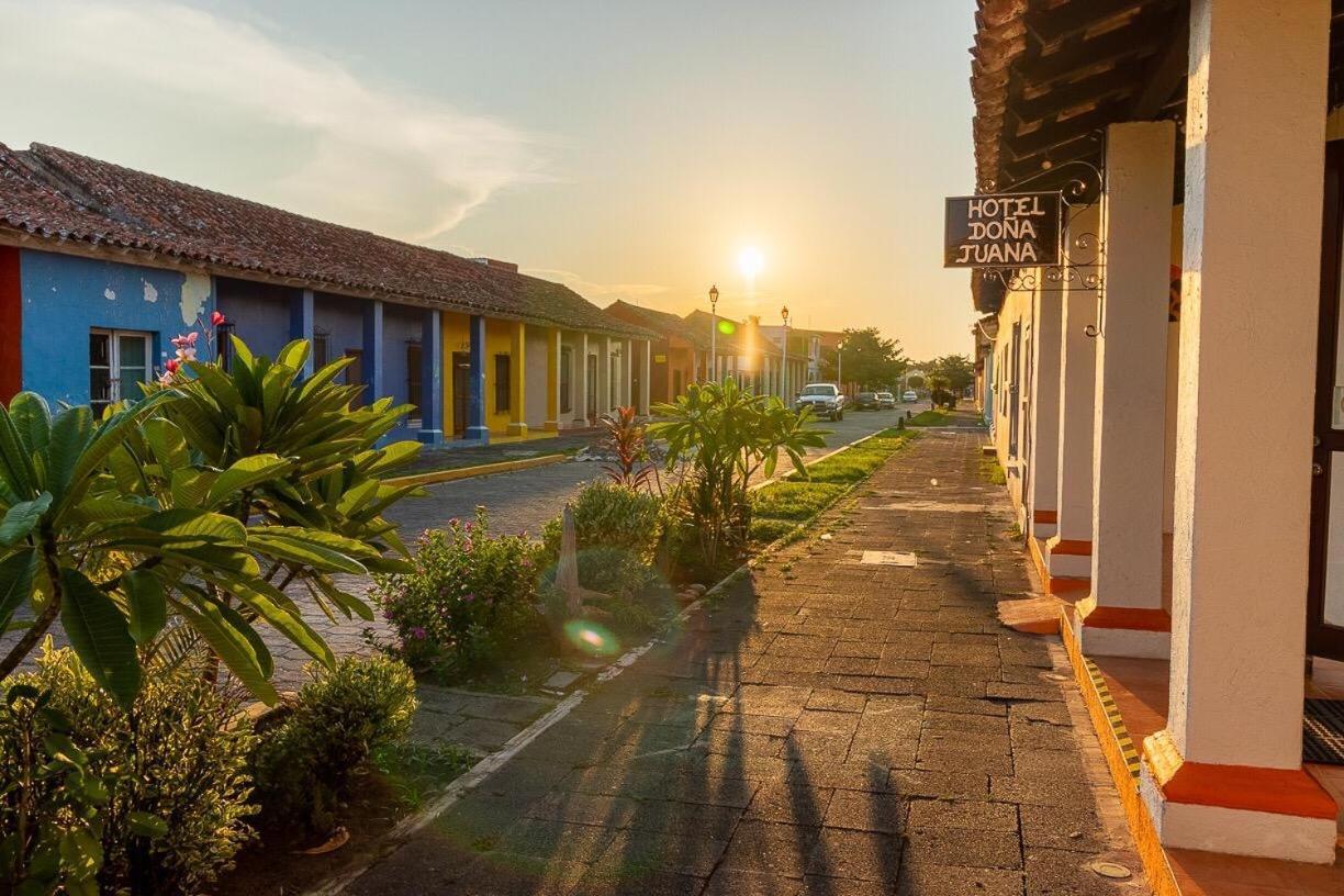 Hotel Dona Juana Tlacotalpan Buitenkant foto